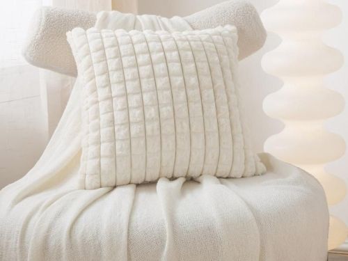 фото декоративная наволочка tango barretta bar4545-1 из ткани Полиэстер, наполнитель , размер 45*45, артикул BAR4545-1 КОД7016