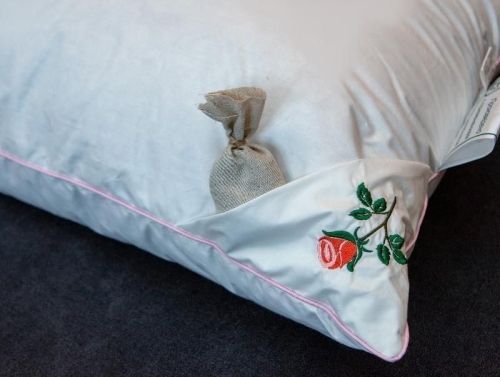 фото подушка 68*68 средняя natures женская из ткани Тик, наполнитель Гусиный пух и перо, размер 70*70, артикул ПЖ-П-5-2 фото 6