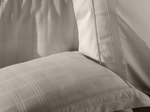 фото КПБ Karven Royce Beige Евро 4 наволочки  артикул N044 Royce Beige фото 3